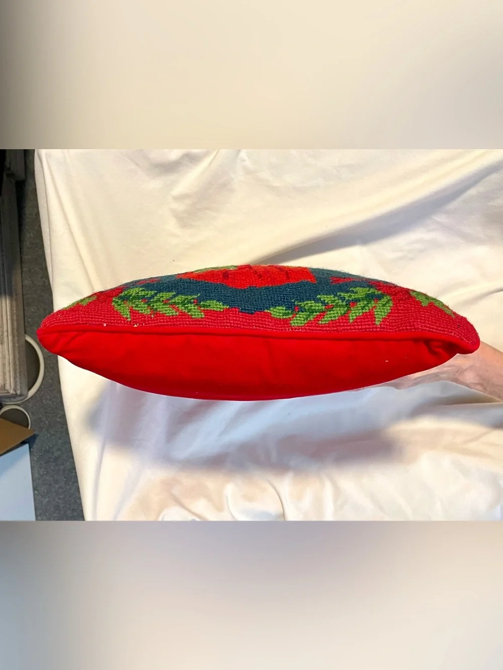 *VINTAGE* Needlepoint Santa Claus Pillow - Velvet Back-Zip To Insert-Christmas